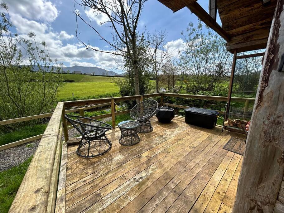 Riverside Cabin Limerick Junction Eksteriør bilde